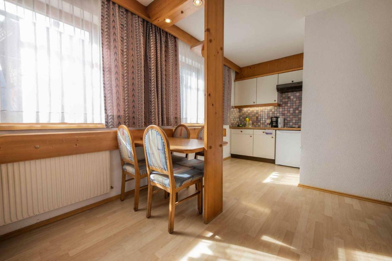 Hotel Garni Pfandl Нойщифт им Щубайтал Екстериор снимка